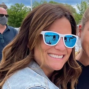 Meet your Posher, Kelli